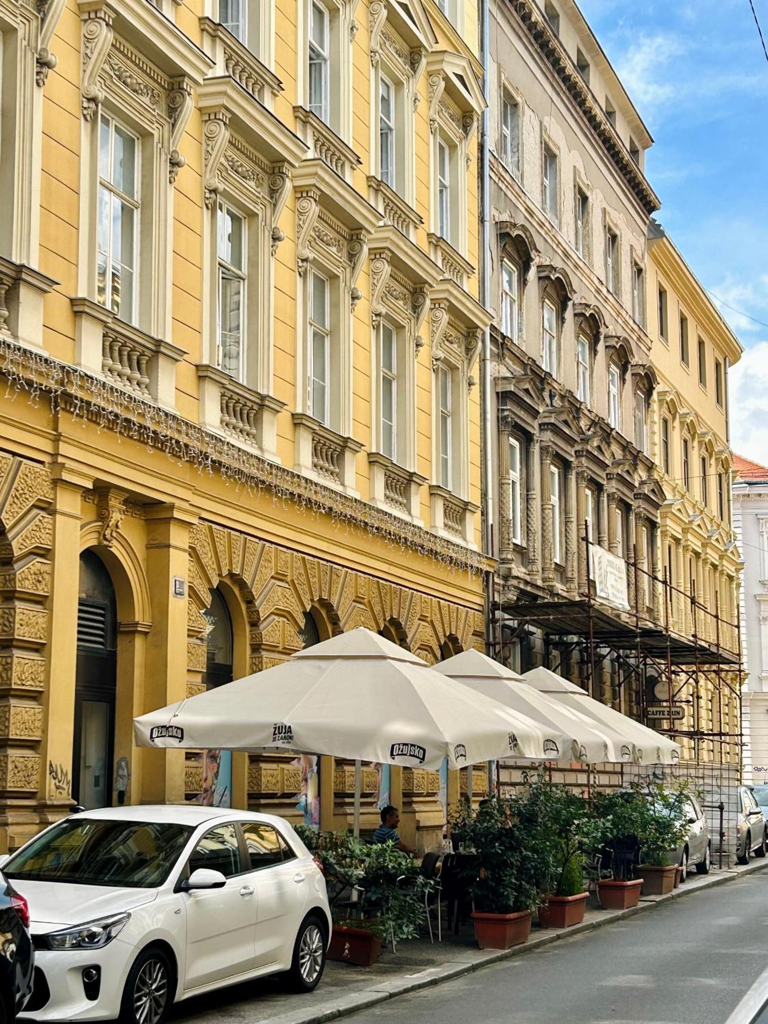 Local Heart At Main Square And Zrinjevac Park! Daire Zagreb Dış mekan fotoğraf